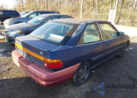 1995 Ford Escort Lx/Sport from USA, damaged, VIN 1FASP11J0SW152657